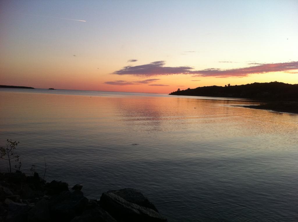 Lake Lauzon Resort Blind River Екстер'єр фото