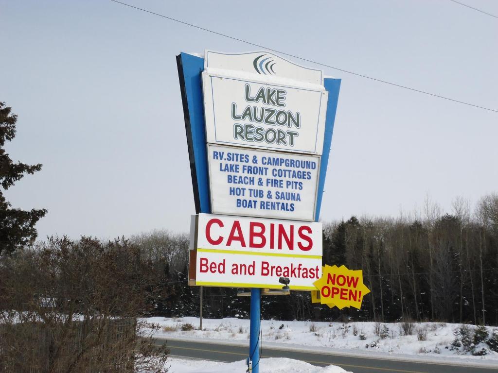 Lake Lauzon Resort Blind River Екстер'єр фото